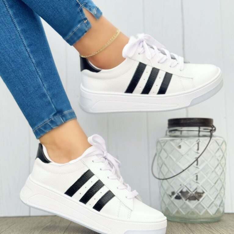 Tenis Blanco x líneas Negros (675)