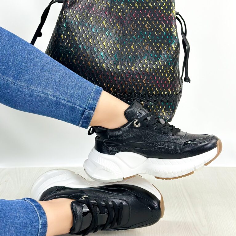 Tenis Negro x charol (604)