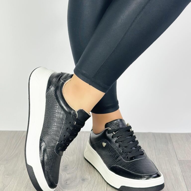 Tenis Negro Grabado (DP09)