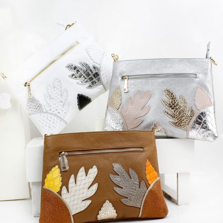 Bolso Sobre Flores