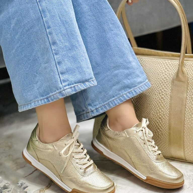 Tenis Dorado RC42 (617)