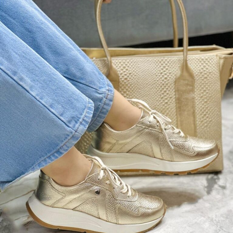 Tenis Dorado Suela Sharith (690)