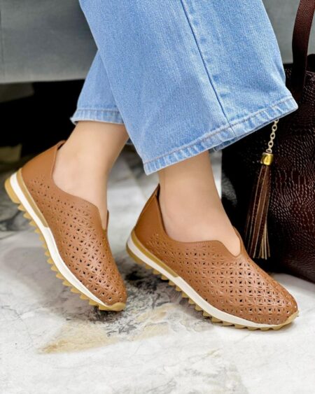 Tenis Perforado Miel (T5112)