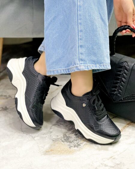 Tenis Negro Evoltys (617)