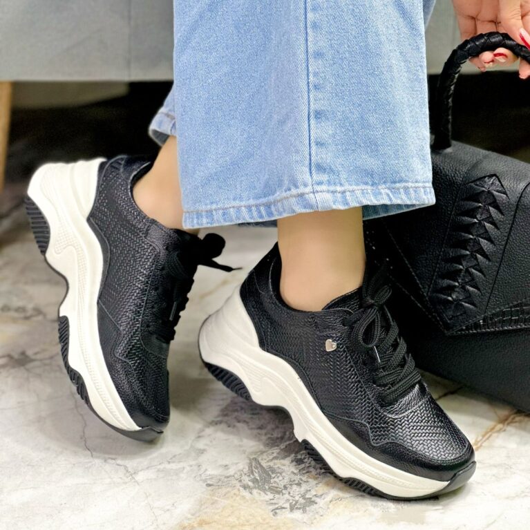 Tenis Negro Evoltys (617)