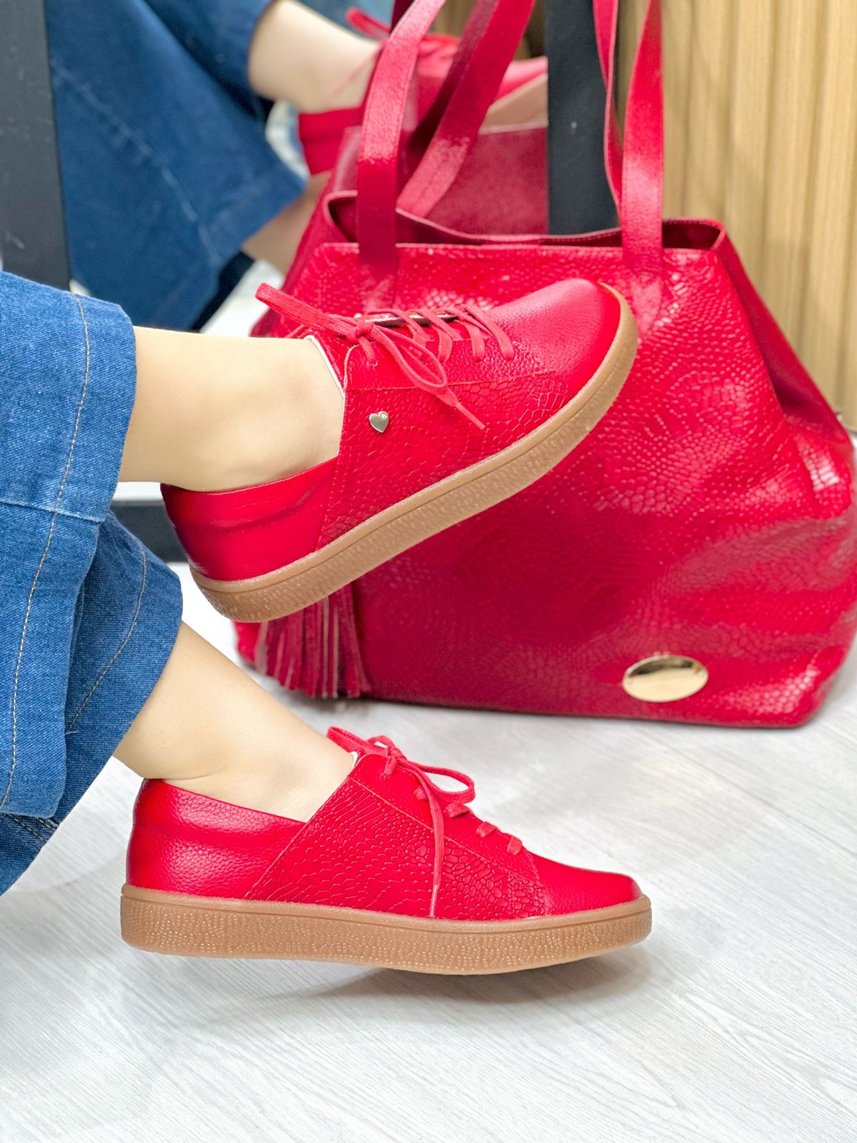 Tenis Rojo Baltimore (665)