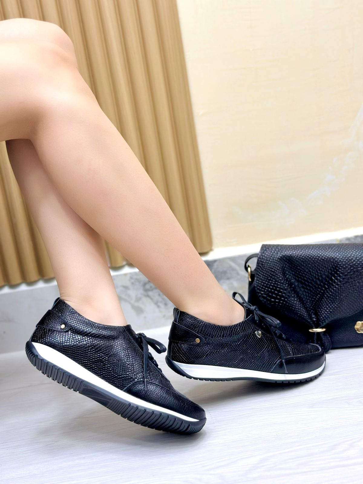 Tenis Negro Zury (733)