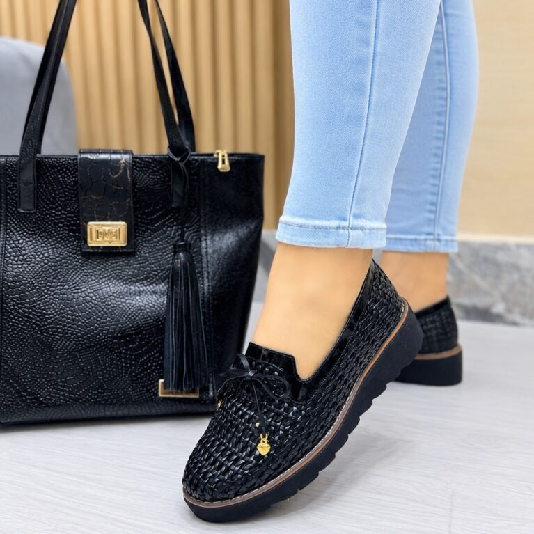 Mocasin Negro (1126)