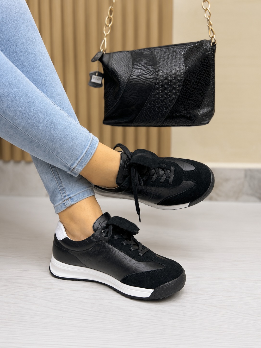 Tenis Negro x Carnaza (T2105)