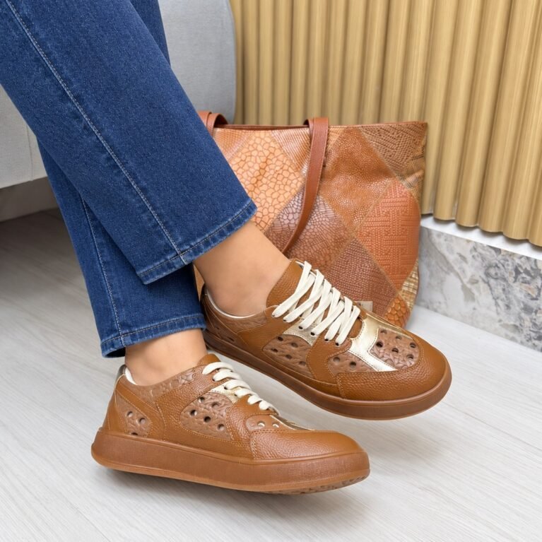 Tenis perforado Miel (T-0114)